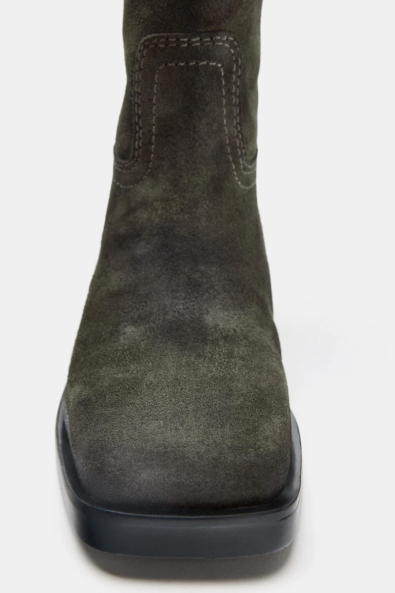 SPLIT LEATHER TOPSTITCHED BOOTS