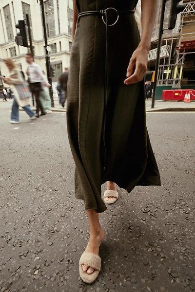 SANDALES À TALONS EFFET FOURRURE