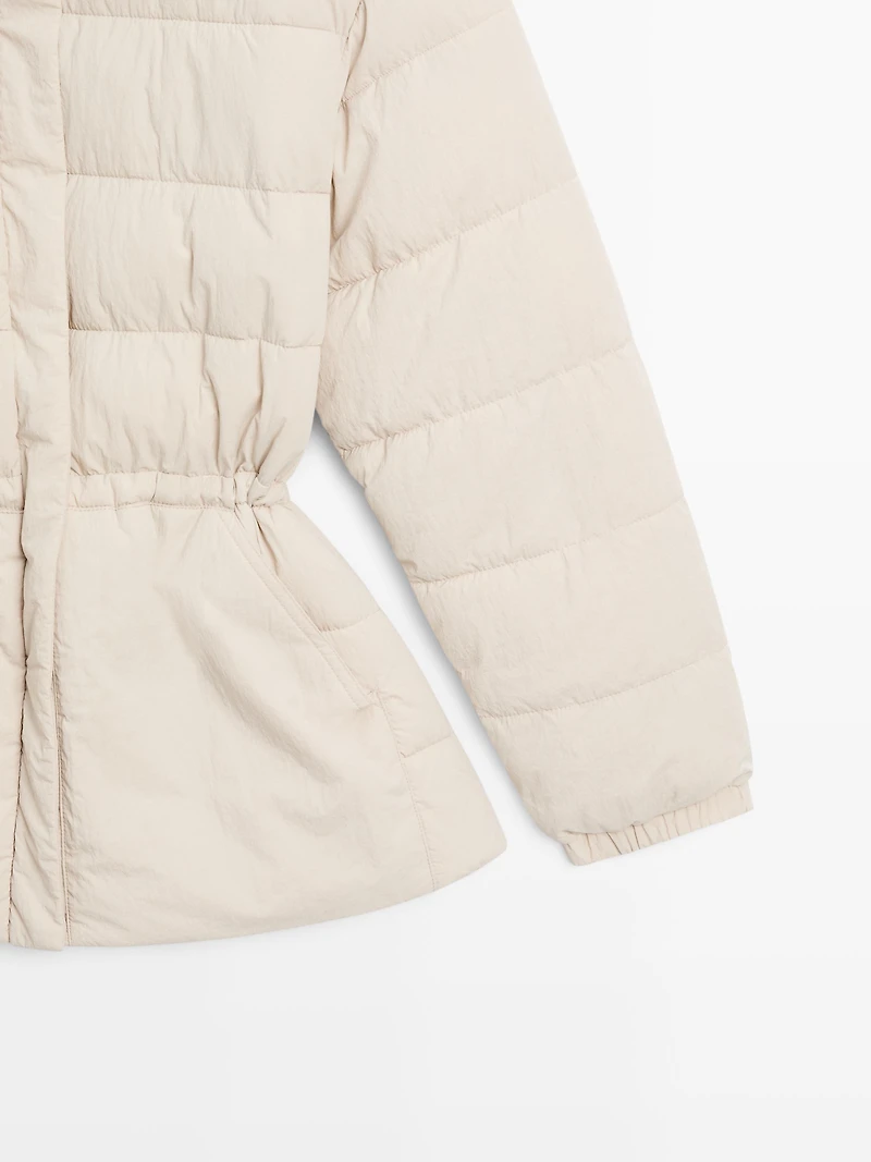 Puffer jacket with stand collar
