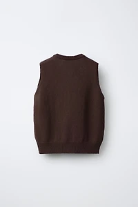 KNIT BUTTON-UP VEST