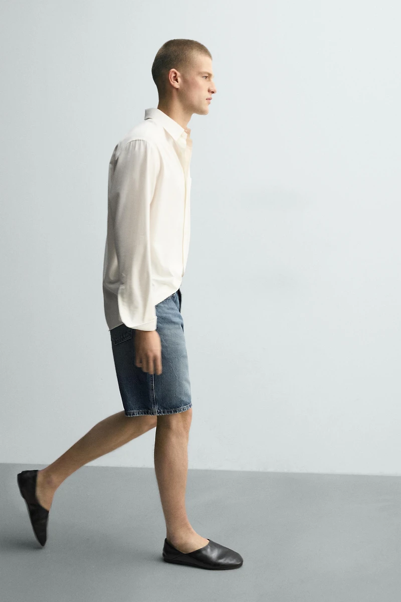 STRAIGHT FIT DENIM SHORTS