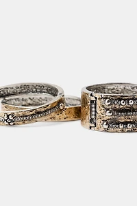 3-PACK OF ENGRAVED SHINY BRACELETS