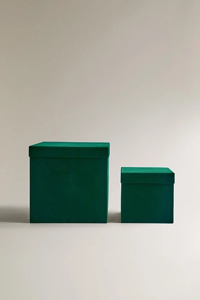 SQUARE VELVET CHRISTMAS BOX