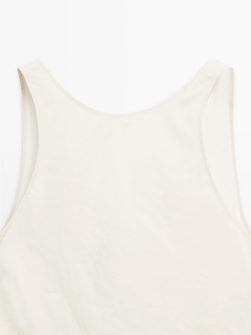 Long flowing dress with ruffles