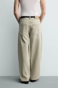 CONTRAST STRAIGHT FIT JEANS