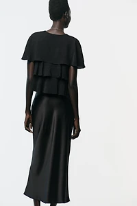 RUFFLED CAPE TOP