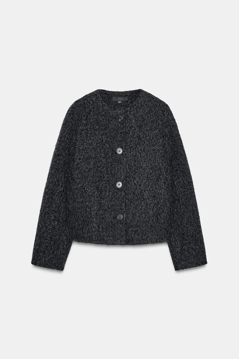 SHORT COAT WITH BOUCLÉ SCARF