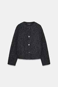 SHORT COAT WITH BOUCLÉ SCARF