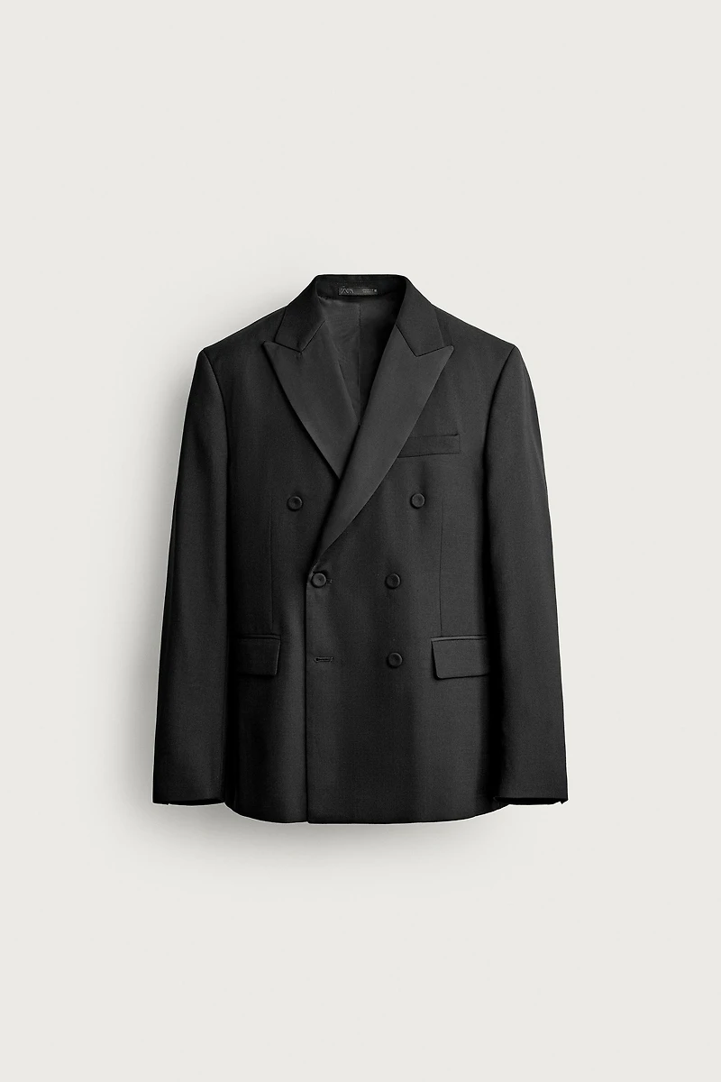 DOUBLE-BREASTED TUXEDO BLAZER
