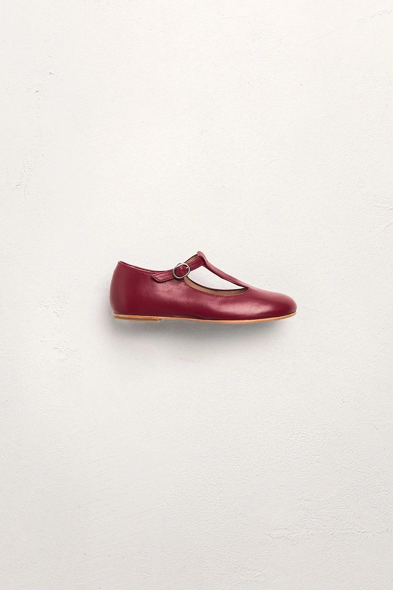 T-STRAP LEATHER BALLET FLATS