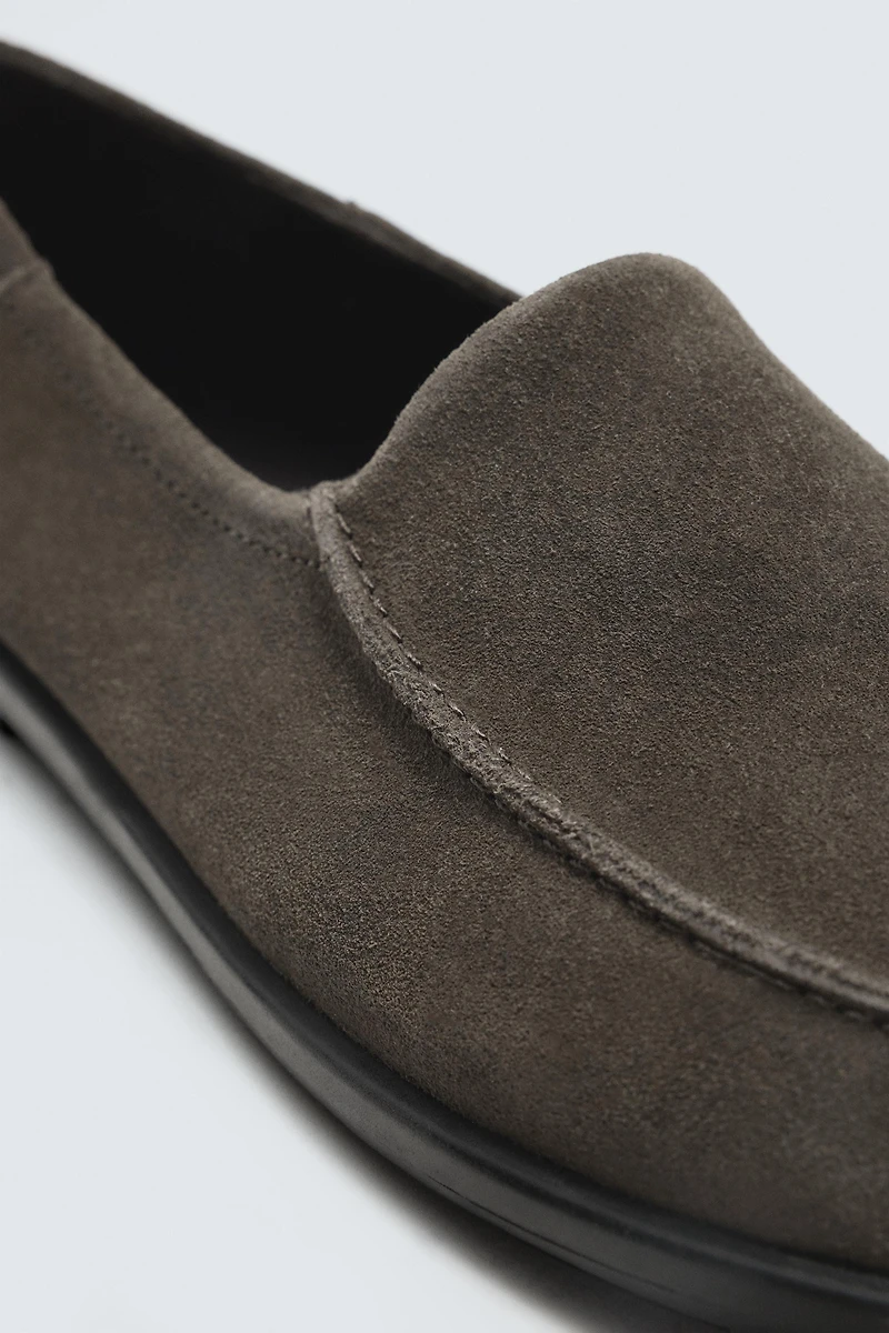 MOCASSINS EN CUIR