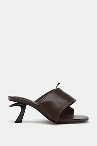 LEATHER KITTEN HEEL SANDALS