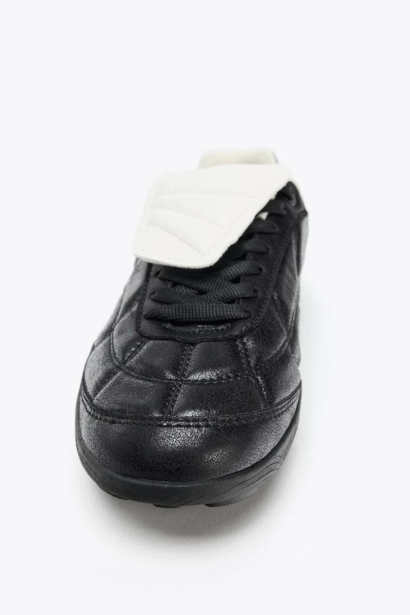 RUNNING SNEAKERS