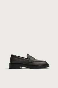 MOCASSINS VIEILLIS À MONNAIE