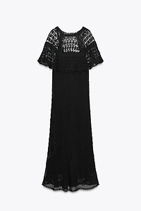 ROBE LONGUE EN MAILLE POINTELLE À VOLANT