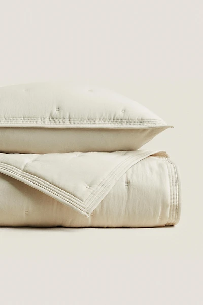 MICROFIBER QUILT