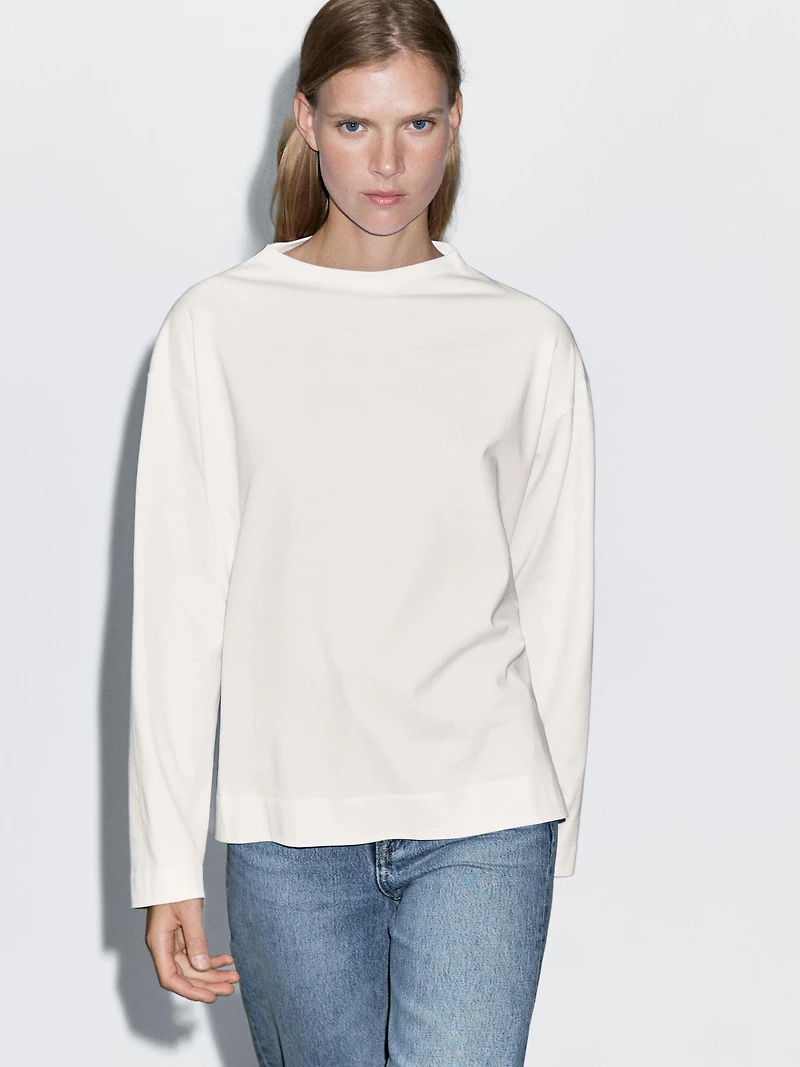Long sleeve cotton sweatshirt