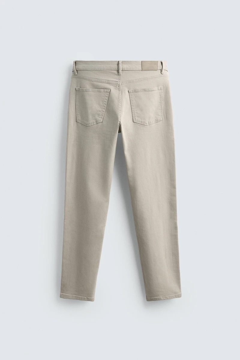 SLIM FIT JEANS