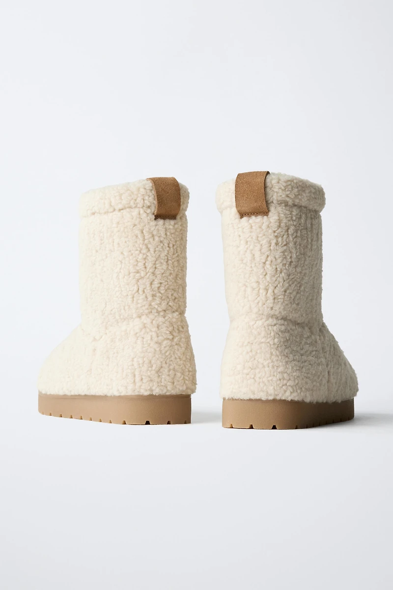 FLEECE ANKLE BOOTS