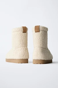 FLEECE ANKLE BOOTS