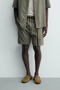RELAXED FIT FLOWY SHORTS