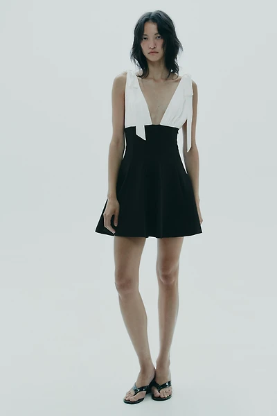 COMBINATION BOW SHORT DRESS