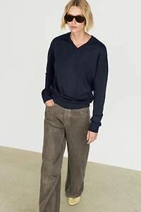 100% cashmere knit sweater