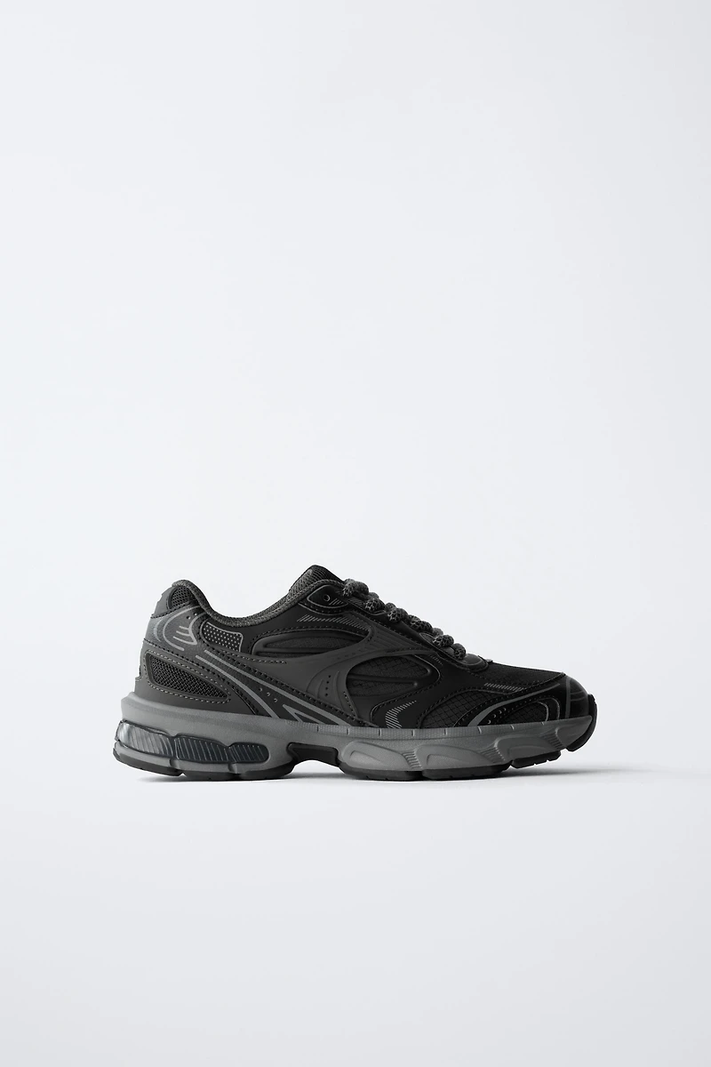 MULTI-PIECE SNEAKERS