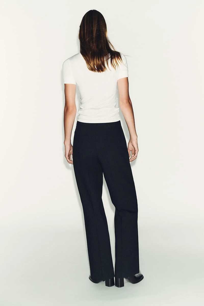 MINIMAL SHORT SLEEVE T-SHIRT