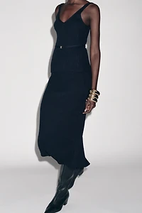 RIBBED KNIT MIDI SKIRT