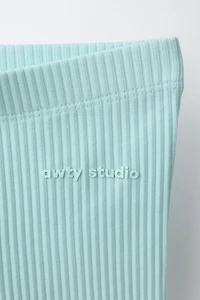 RIBBED TEXTURED CYCLING LEGGINGS