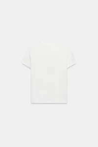 T-SHIRT MANCHES COURTES ET INSCRIPTION