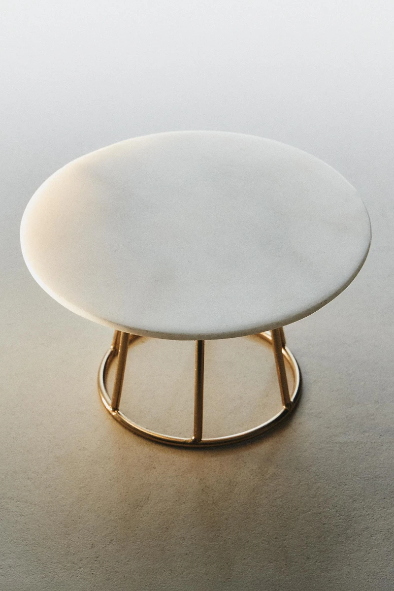 MARBLE AND METAL TEALIGHT HOLDER