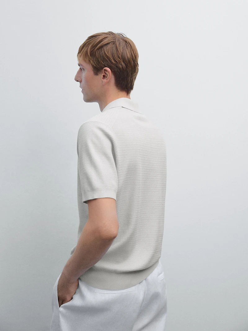 Polo en maille à col V