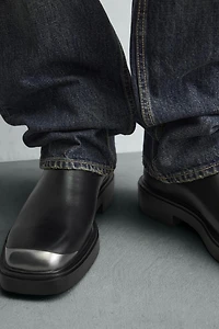 CHELSEA BOOTS WITH METAL DETAIL