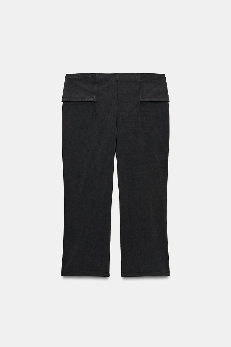 BELTED CAPRI PANTS
