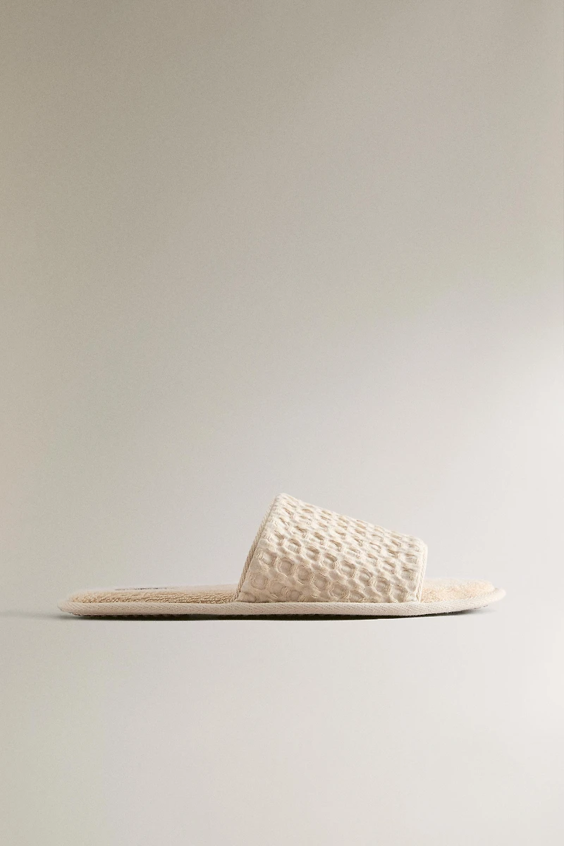 CHAUSSONS WAFFLE ÉPONGE