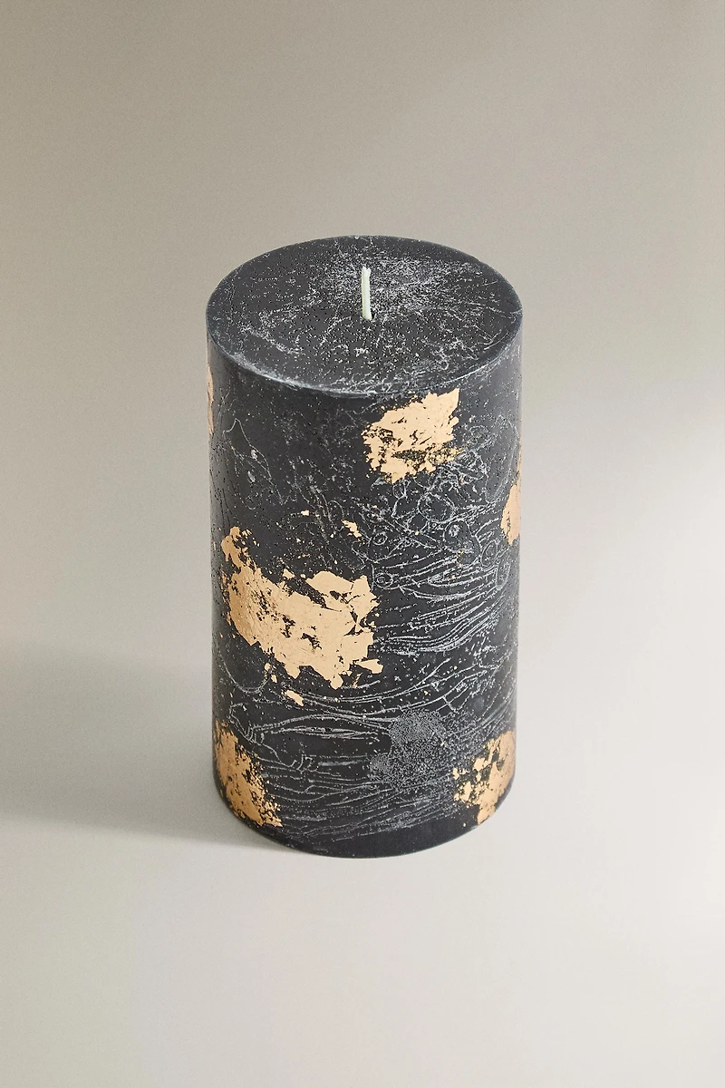 WINTER CYPRESS LARGE CYLINDRICAL SCENTED CANDLE