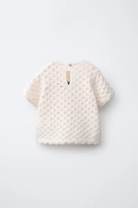 EMBROIDERED CROCHET KNIT TOP