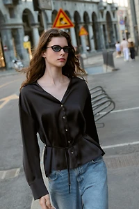 SATIN EFFECT BLOUSE WITH THIN BELT