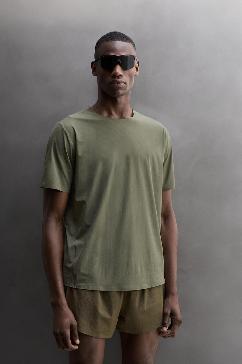 TECHNICAL TEXTURED SHIRT