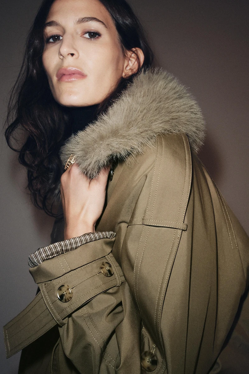 QUILTED FAUX FUR COLLAR TRENCH COAT ZW COLLECTION