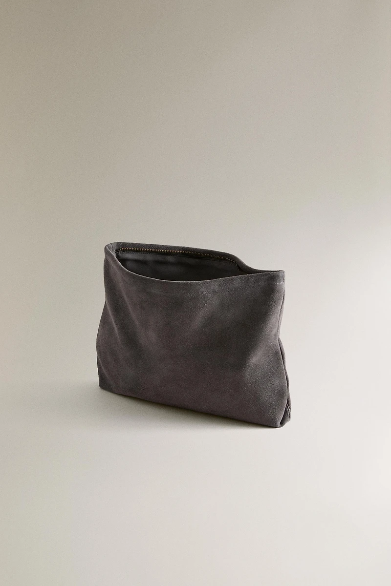 LARGE SPLIT SUEDE MAKEUP BAG