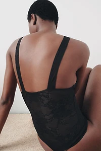 BODY AVEC POLYAMIDE ET DENTELLE