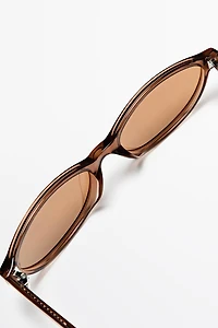 Oval sunglasses