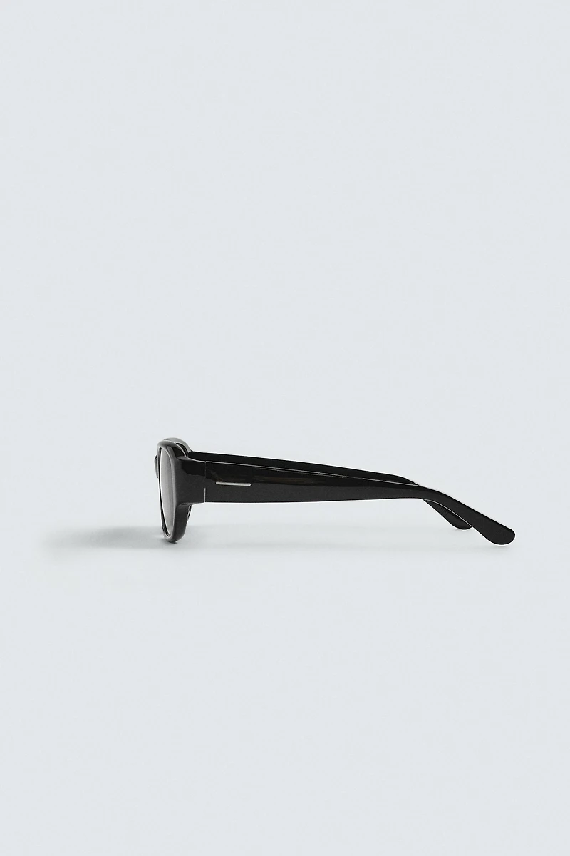 RECTANGULAR SUNGLASSES
