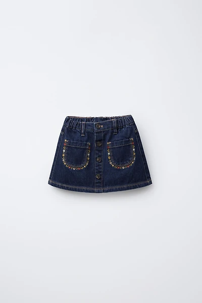EMBROIDERED FLOWER DENIM SKIRT