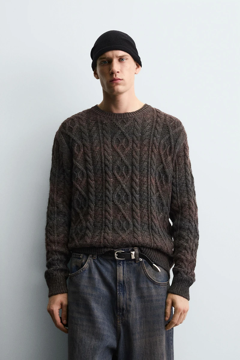 CABLE KNIT JUMPER