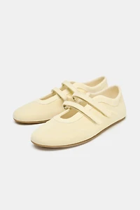 SATIN EFFECT TOPSTITCHED BALLET FLATS