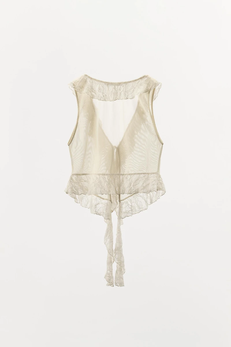 RUFFLED LACE TOP